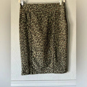 Banana Republic | cheetah | animal print | pencil skirt | size 6